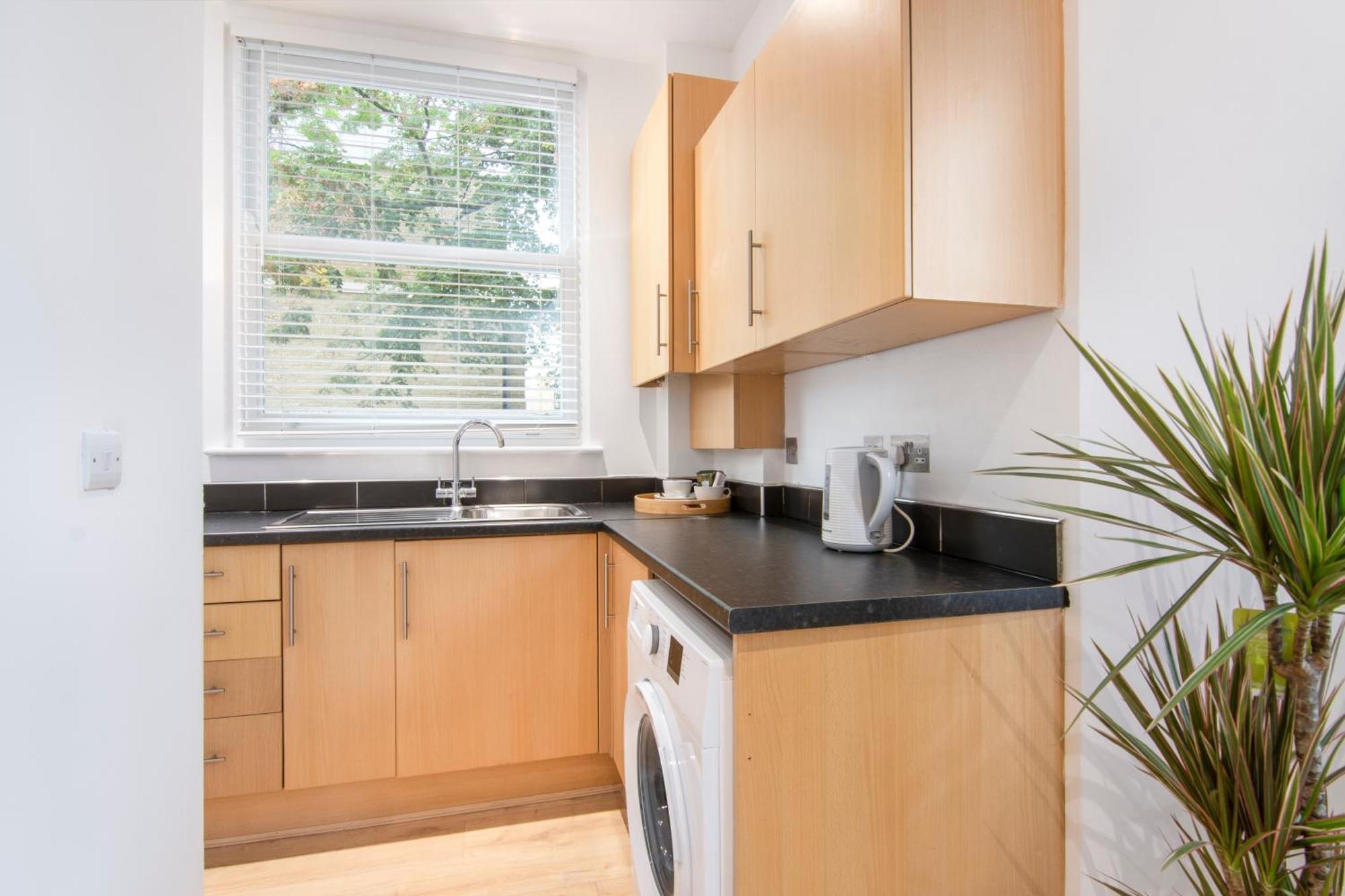 The Roost Group - Bedford House Apartments Gravesend Room photo